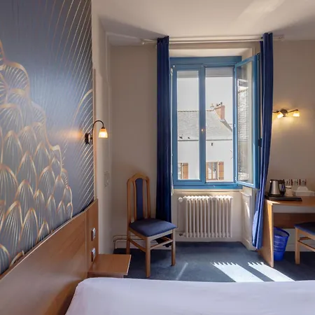 Hotell De La Loire 3*