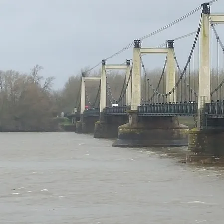 De La Loire 3*