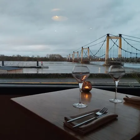 Отель De La Loire